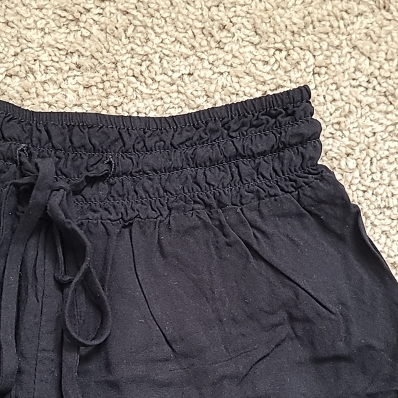 Forever 21 Black Rayon Shorts - Picture 8 of 10